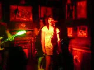 Ruth Lorenzo - Before Xfactor - The Clover Irish Bar - La To