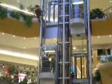 Lyon Part-Dieu: Ascenseurs au centre commercial