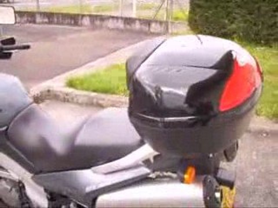 1000 V STROM