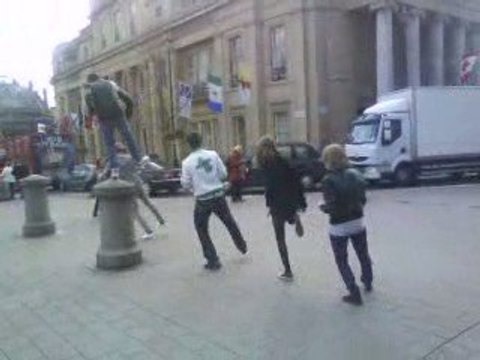 danse avec inconnus dans londres