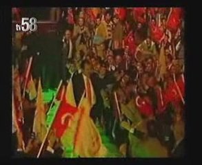 Muhsin Yazıcıoğlu Üşüyorum