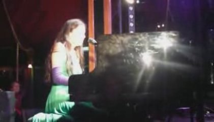 Yael Naim Game is over Festival Chorus 2009