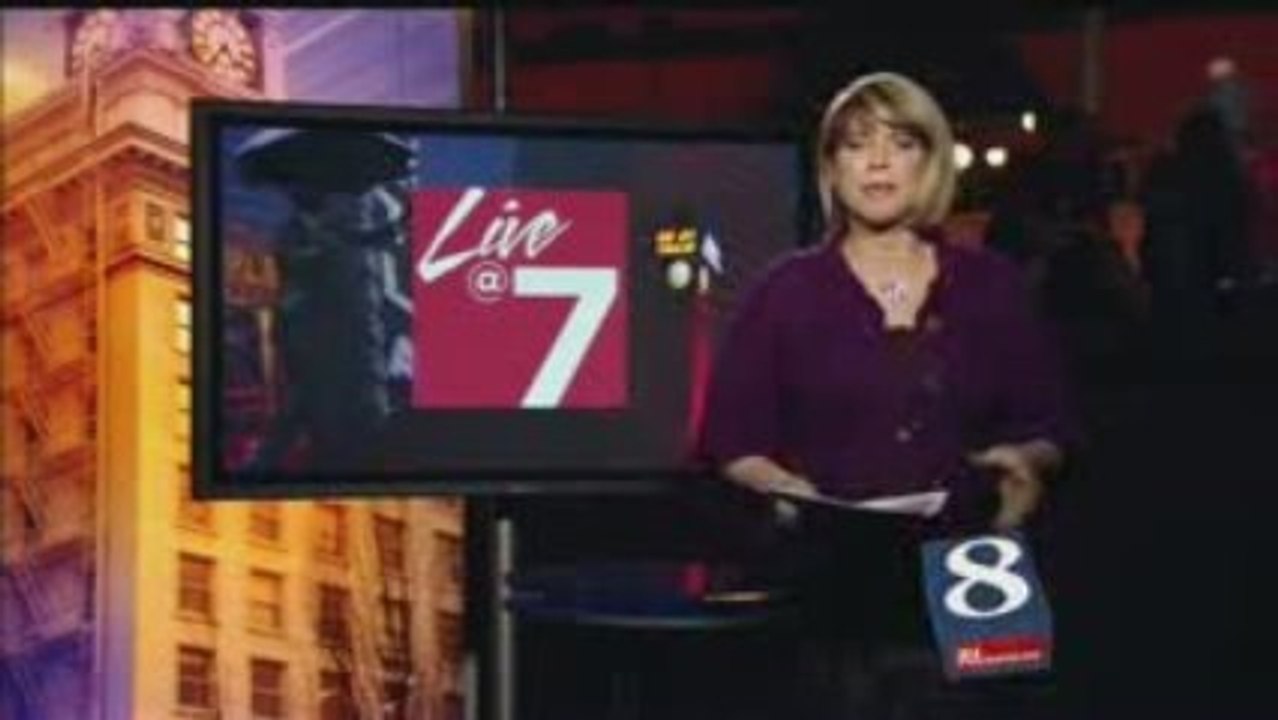 KGW NewsChannel 8 Live at 7 PM Bumpers March, 2009