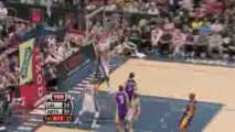 NBA Vince Carter finishes with authority against the Lakers