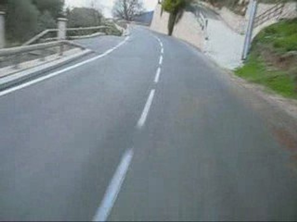 Balade en montagne en derbi