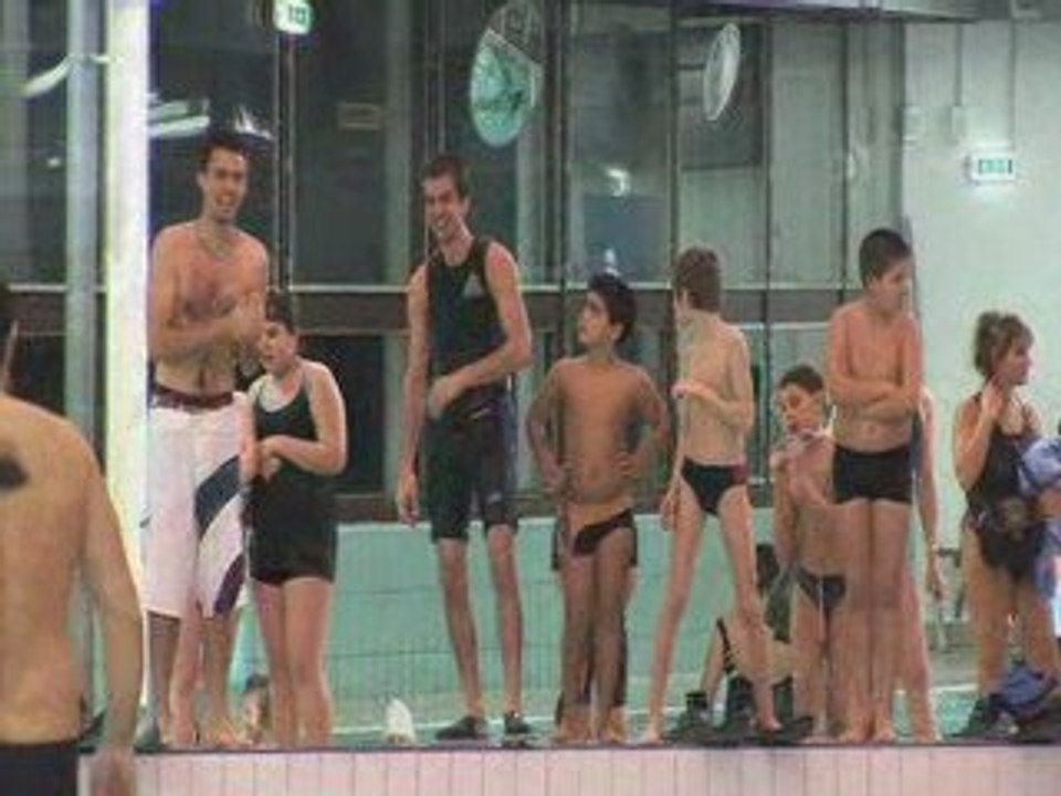 SKI NAUTIQUE EN PISCINE TELETHON 2009 SNS ST FONS