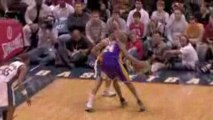 NBA Kobe Bryant throws an amazing behind-the-back pass to Pa