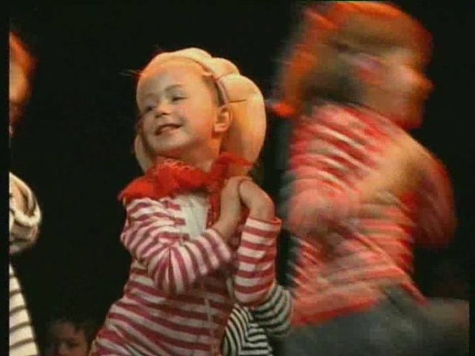 OXYGENE - SPECTACLE DES ENFANTS - 1:4 - 2008