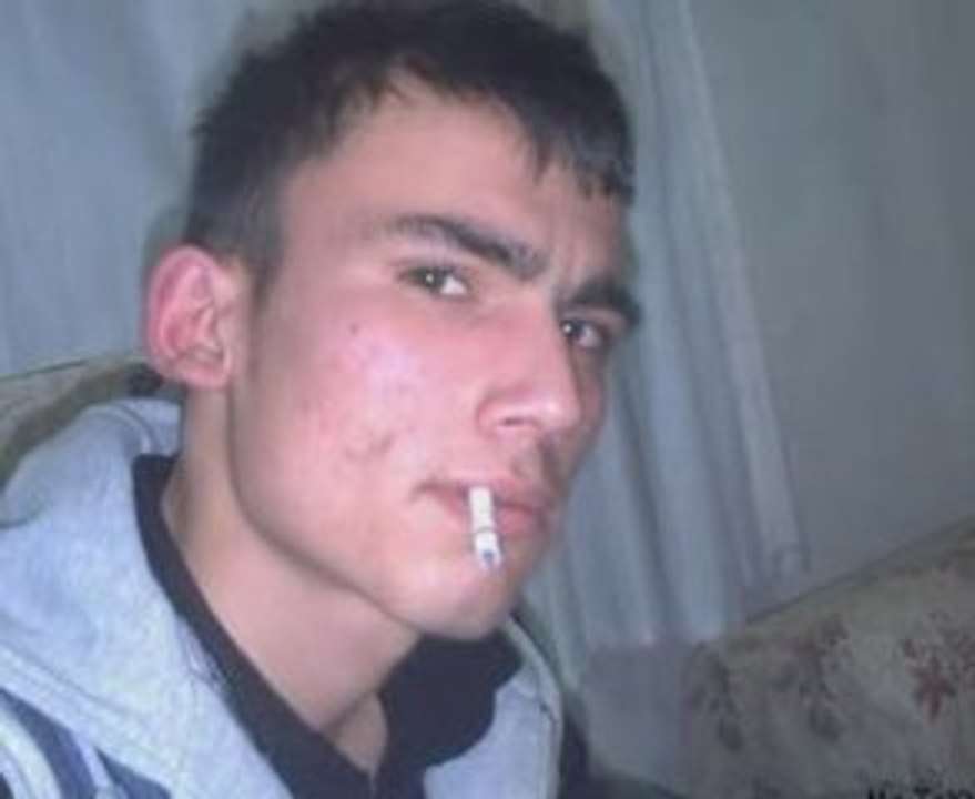 Mc TeKYoL  Dj aLpEr Mc MaViŞ - BiR MeLeK