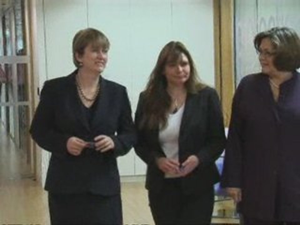 Jacqui Smith 'sorry' for expenses claim