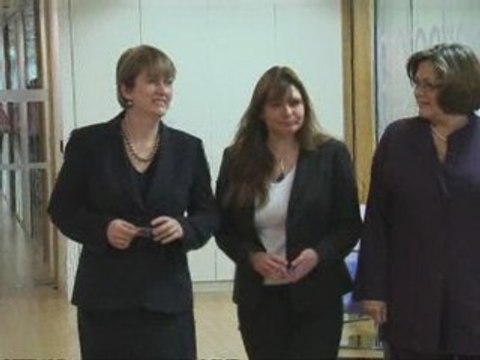 Jacqui Smith 'sorry' for expenses claim