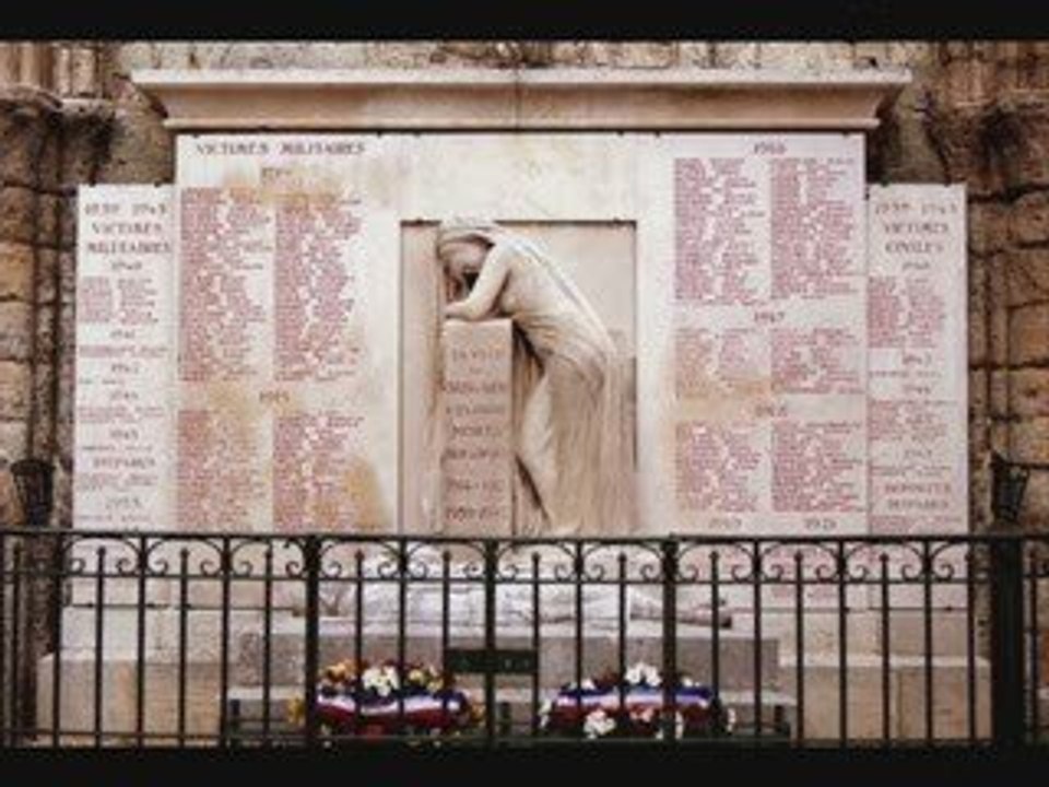 lachaise cemetery