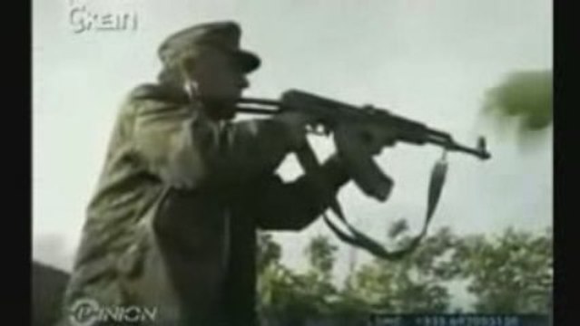 Fshataret afer Tropojes lufte me ushtrine Jugosllave.