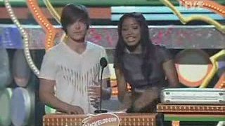 Zac Efron - Kids Choice Awards 2009