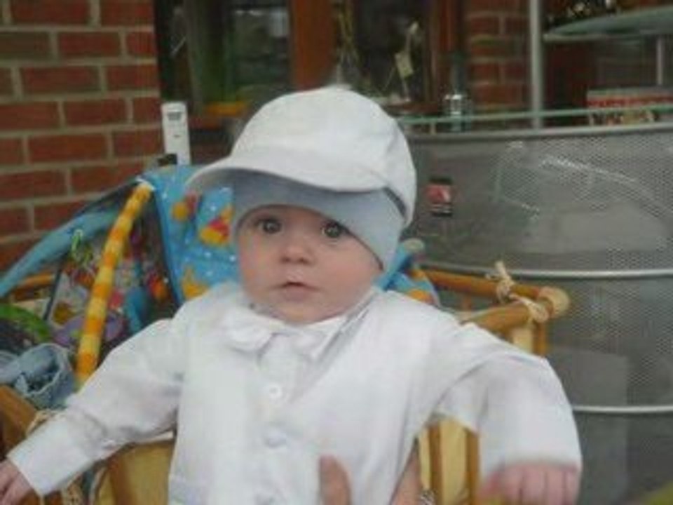 baptême de l'enfant de l'amour