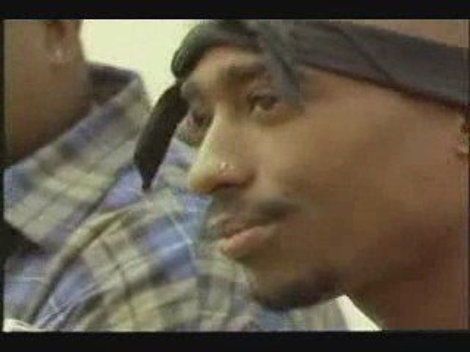 2pac remix le monde est un ghetto tueries new Tupac remix