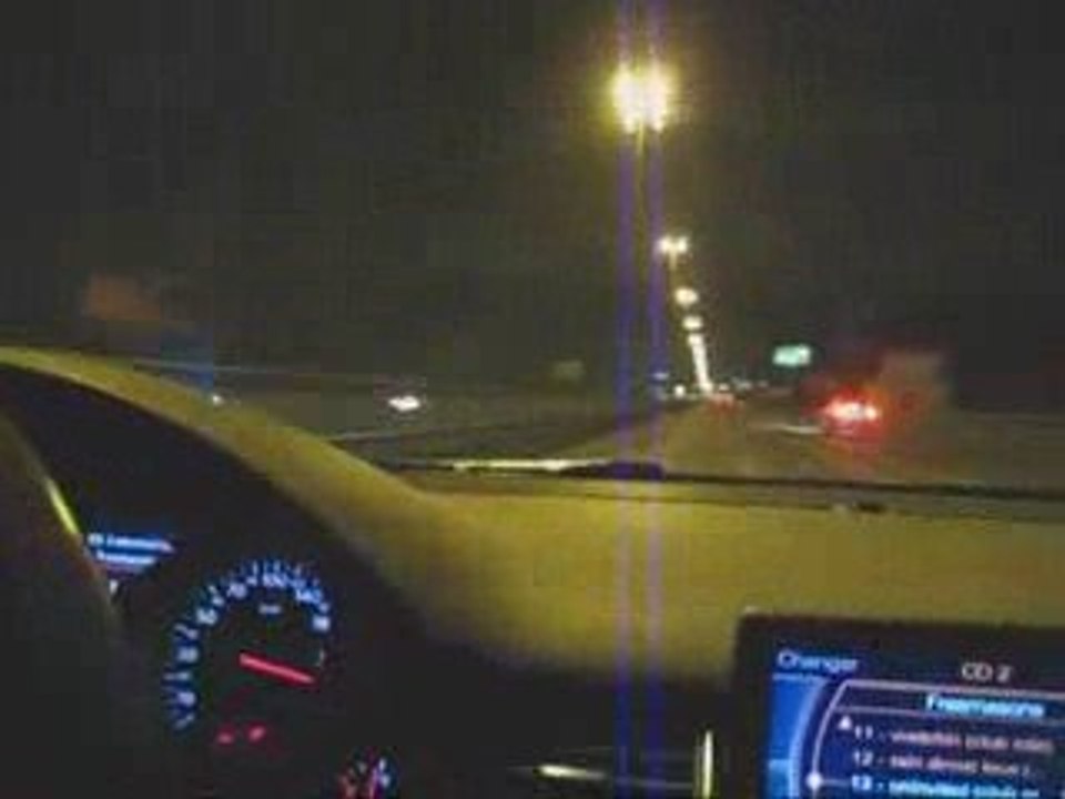 Audi A8L 6 0 W12 vs Audi S8 0-250 km h
