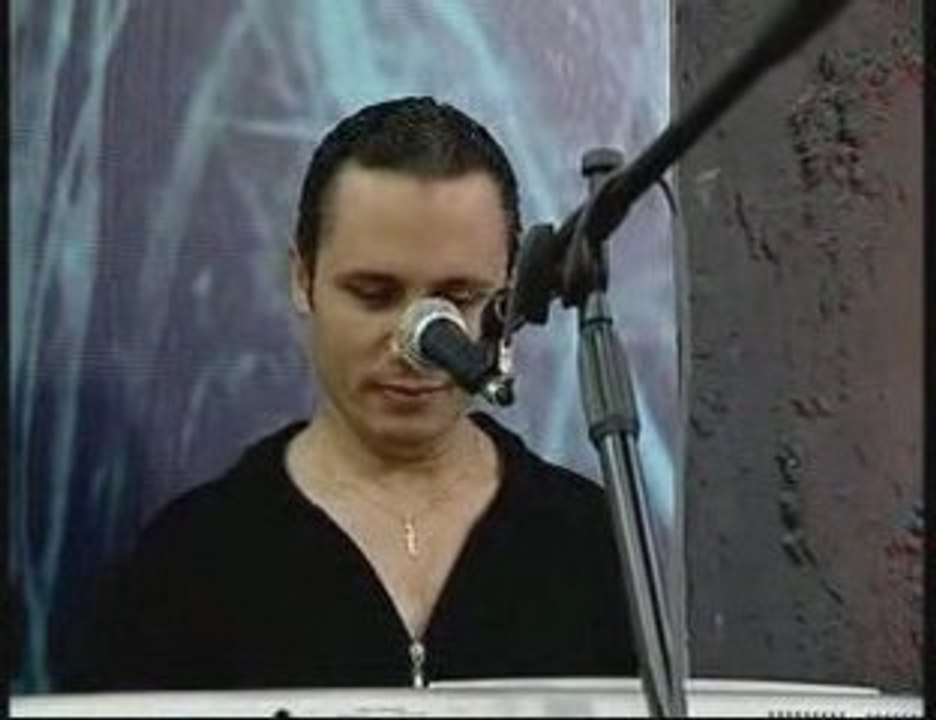 şimdi uzaklardasın hakan