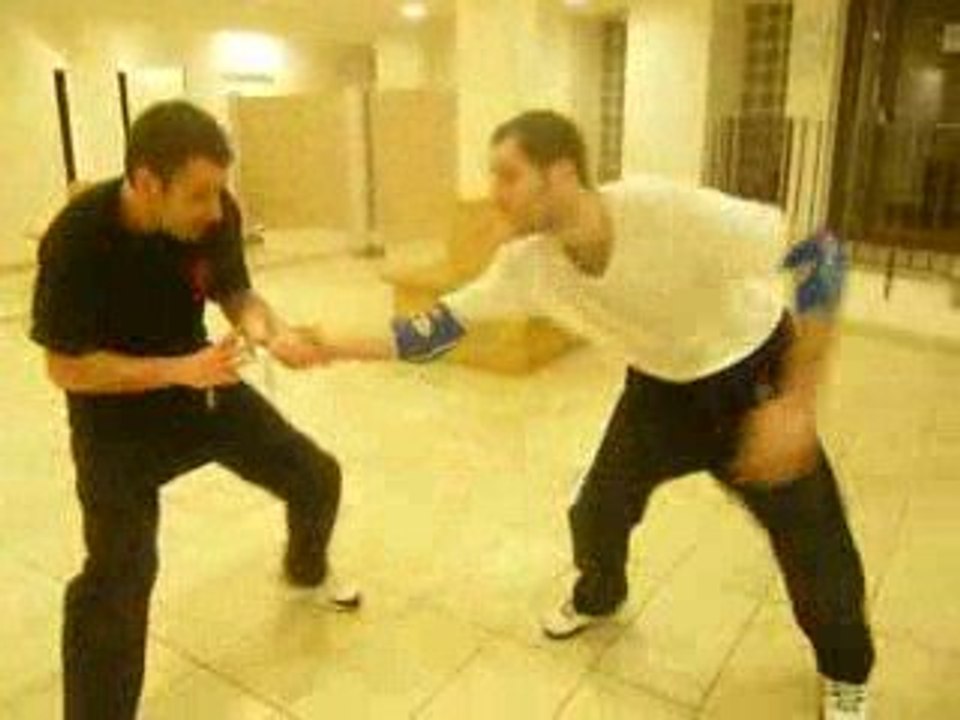 krav maga defense sur attaque au couteau
