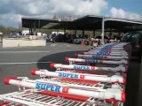 St Sébastien sur Loire : vide grenier Super U