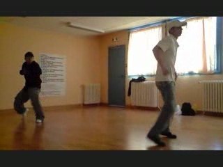 Danse Hip-hop par Minh-Tuan et Ersan (recherche des pas)