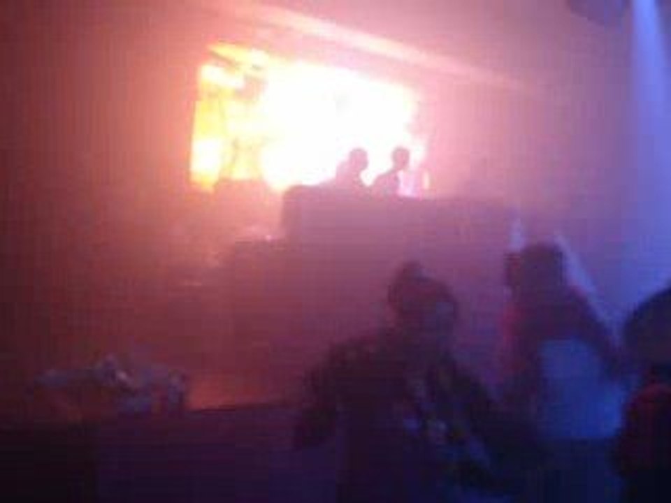 Soirée Tully 28.03.09 Platinium Animation - video4