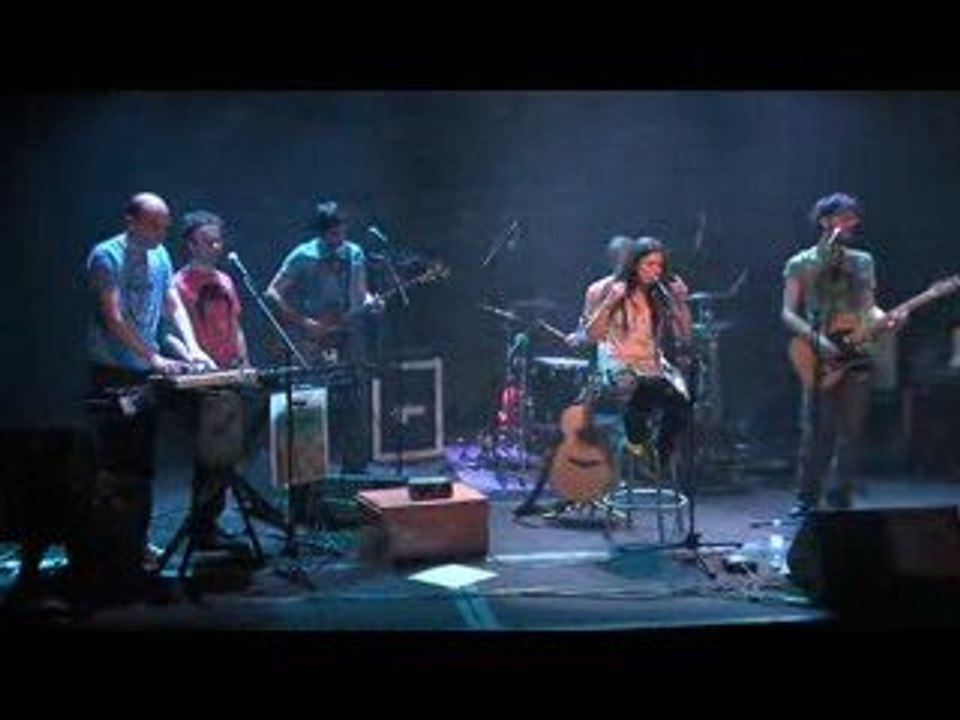 Variety Lab - Love is a bird feat. Yael Naim (live)