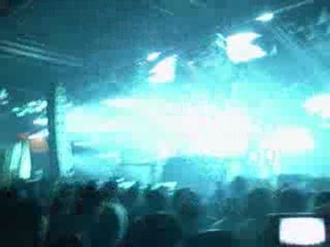 BASSLEADER 2009 NOIZE SUPPRESSOR LIVE