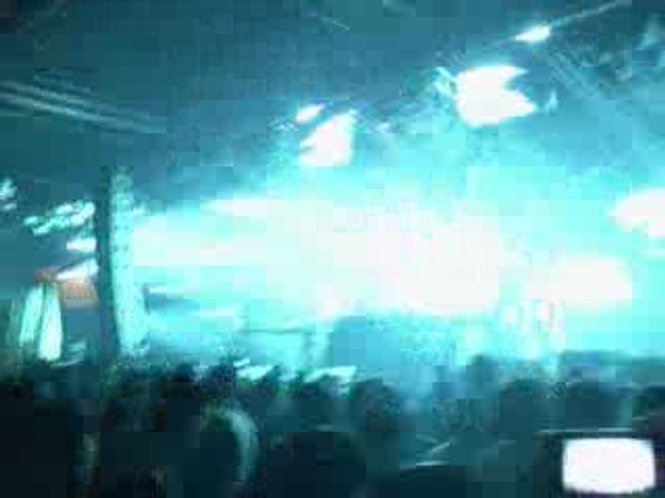 BASSLEADER 2009 NOIZE SUPPRESSOR LIVE