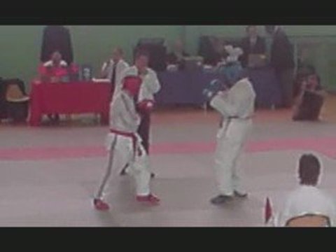 Karaté contact ch.de france 2009 3em combat