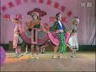 苗族服饰表演 Miao/Hmoob Suav Traditional Clothing Fashion Show