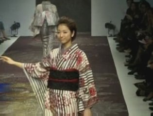 Le Kimono réapparaît sur les défilés, Japon