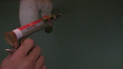 Désinsectisation - application de gel insecticide