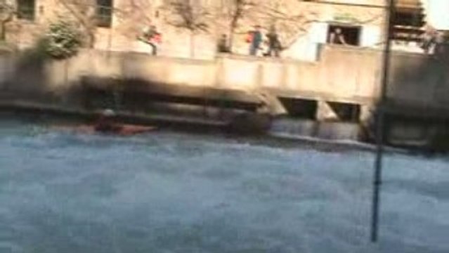 yoann mourier kayak slalom entrainement fontaine de vaucluse