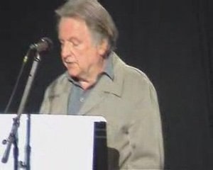 R Debray : "Oublier la fraternité, c'est l'irréalisme même"