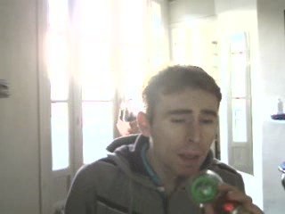 Wiwi égratigne "My first night without you"