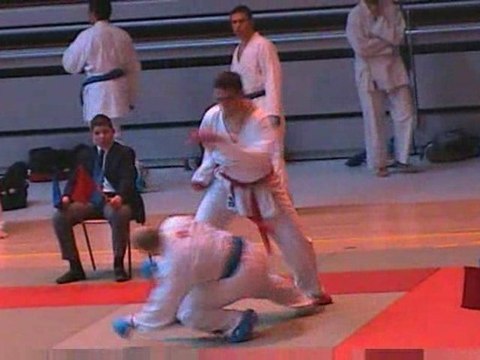 KARATE Championnat de Provence séniors 28 Février 2009