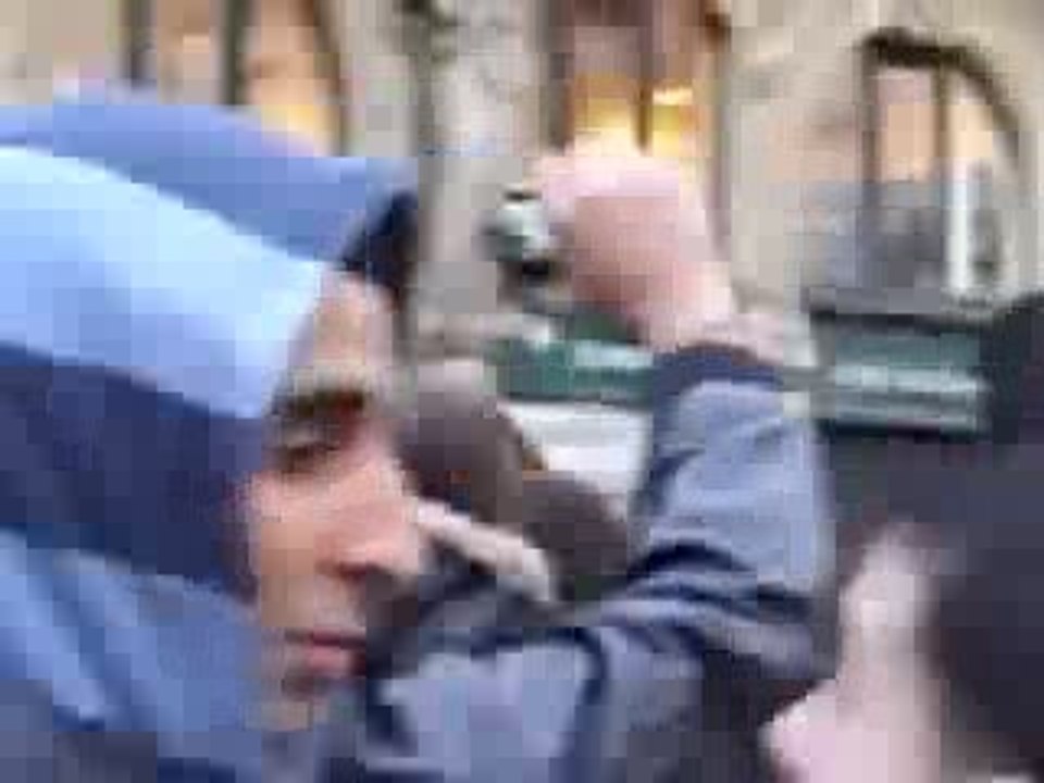 BOOBA SORT DE SA BOUTIQUE C LE DAWA,