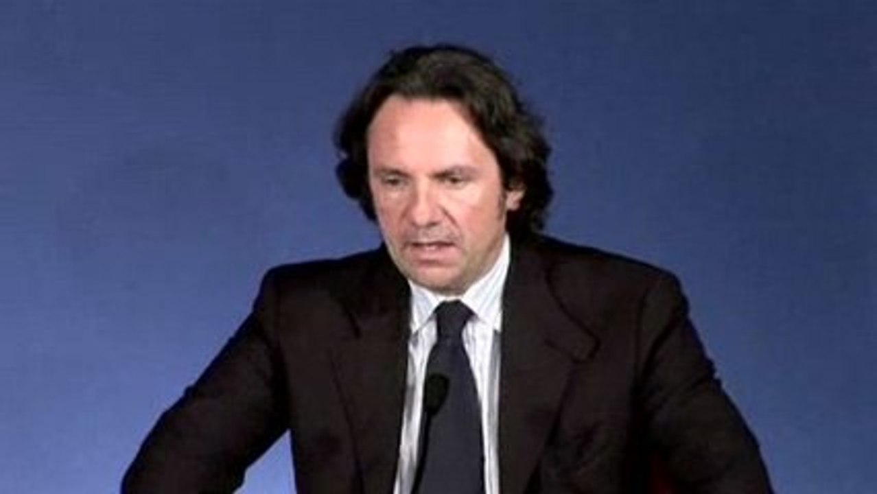 PS, Modem, extrême-gauche : même combat ?