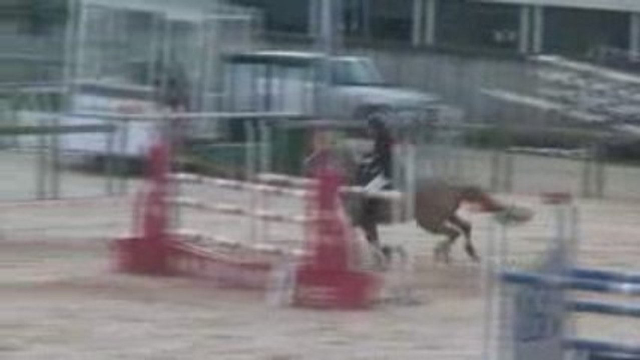 FANNY MILFORD GPE BARRAGE BOURG 08 03 09