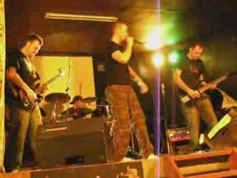 03 - 15 Reasons - Toxicity (SOAD cover) à Harveng 2009