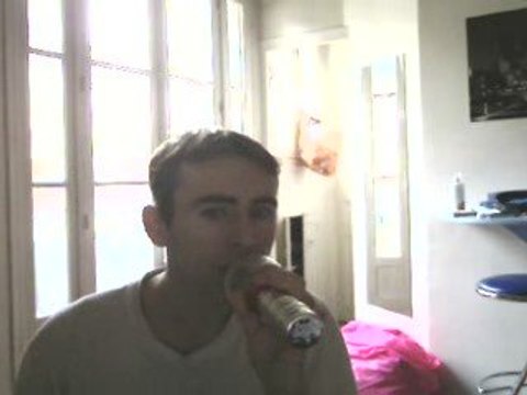 Wiwi égratigne Hey you rock steady crew