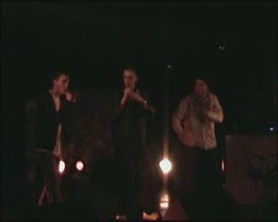 Medjo sur scène : Tant qu'on respire et Feuilles mortes