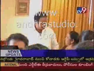 "chiru ki antha scene ledu" says balayya