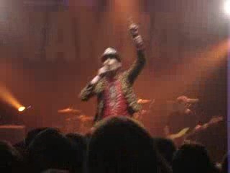 Les Wampas Touche Pipi à Hazebrouck le 14 mars 2009 !