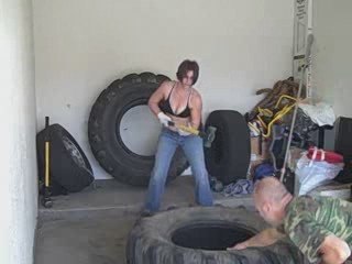 Lisa Garon's 10 Min. Sledgehammer Set