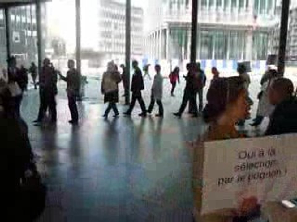 Manif pro-LRU à Jussieu