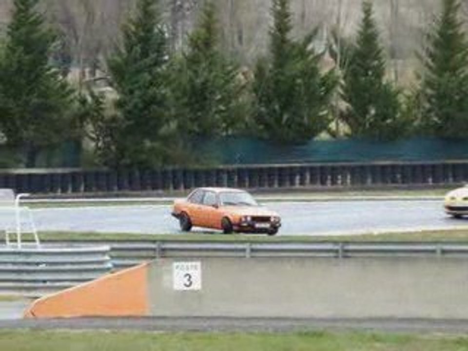 Bmw_E30_drifting