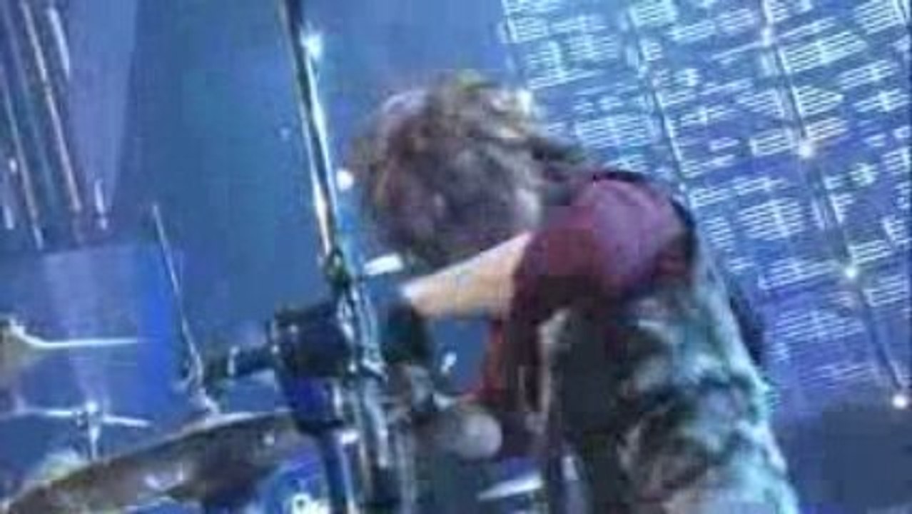 The GazettE - DISTRESS and COMA [Live ]