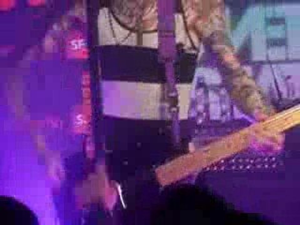 Show case Metro Station<3